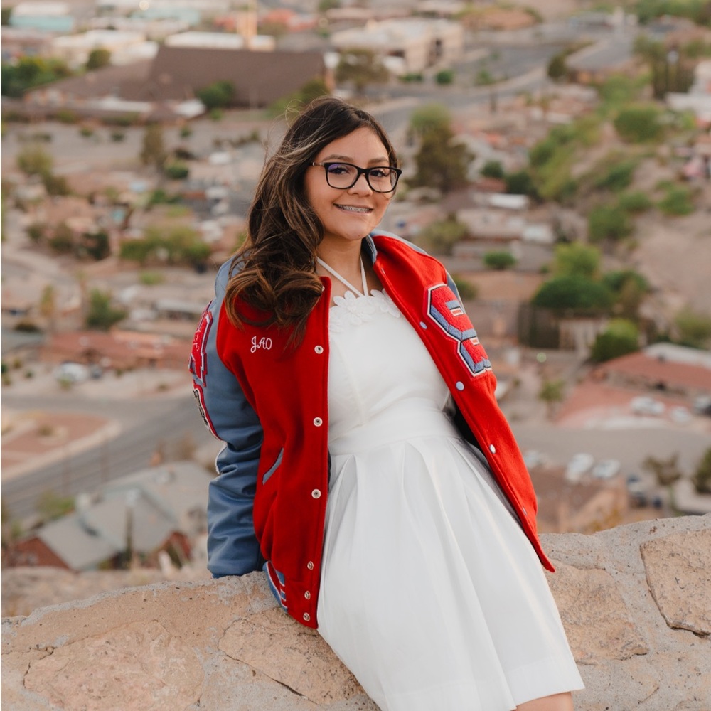 Meet your Posher, Jazmin